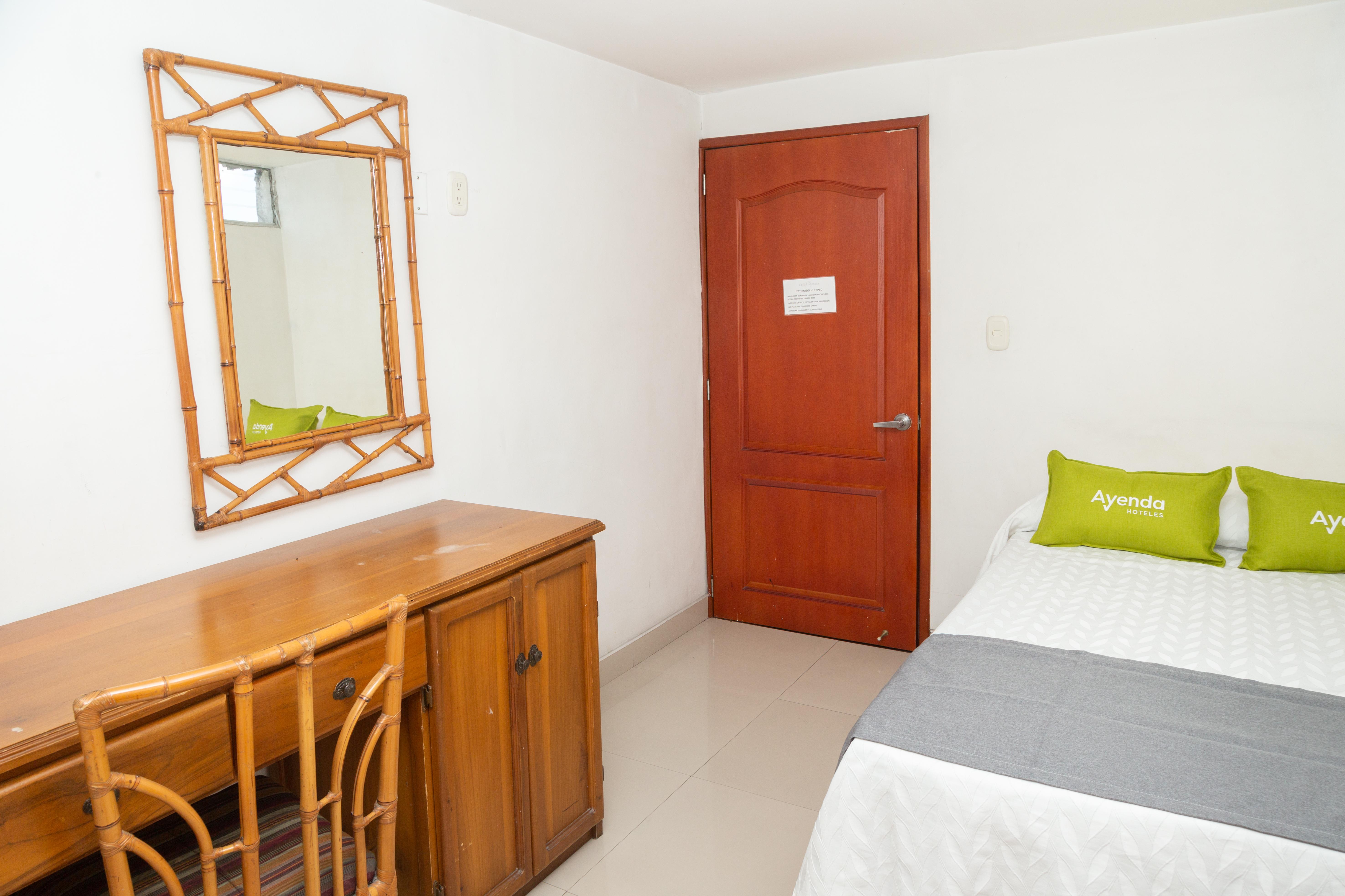 Hotel Ayenda 1131 Casa Valencia Manizales Esterno foto
